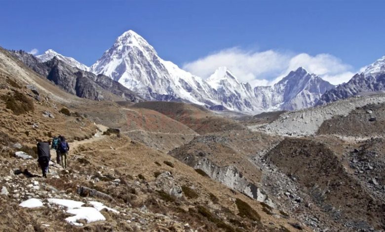 Lobuche Trek