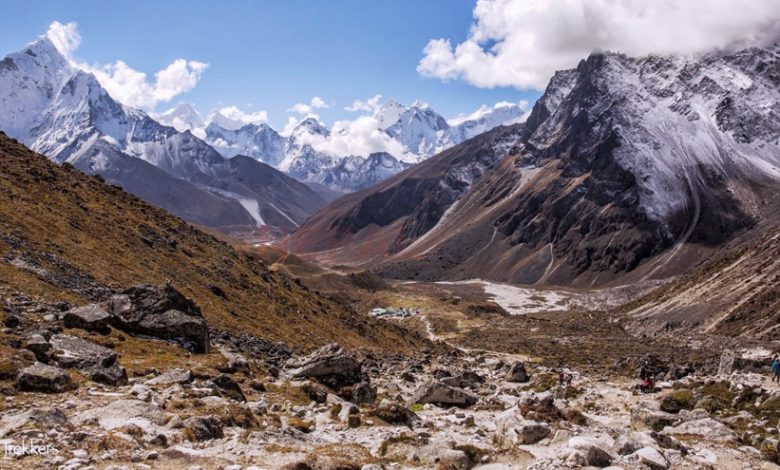 Hike to Pheriche (4270m/14070 ft)